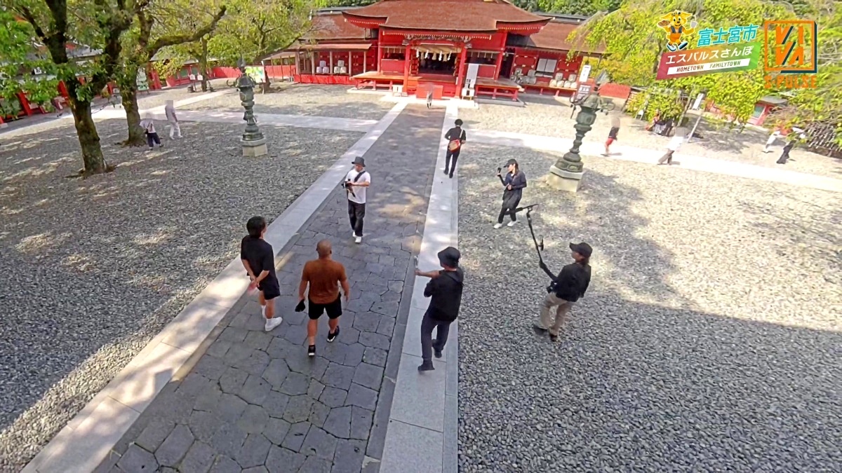 VIVA S-PULSE(ビバエスパルス)第7話 エスパルスのファミリータウン・富士宮市 左蓮川壮大選手 右吉田豊選手  富士山本宮浅間大社 散策2