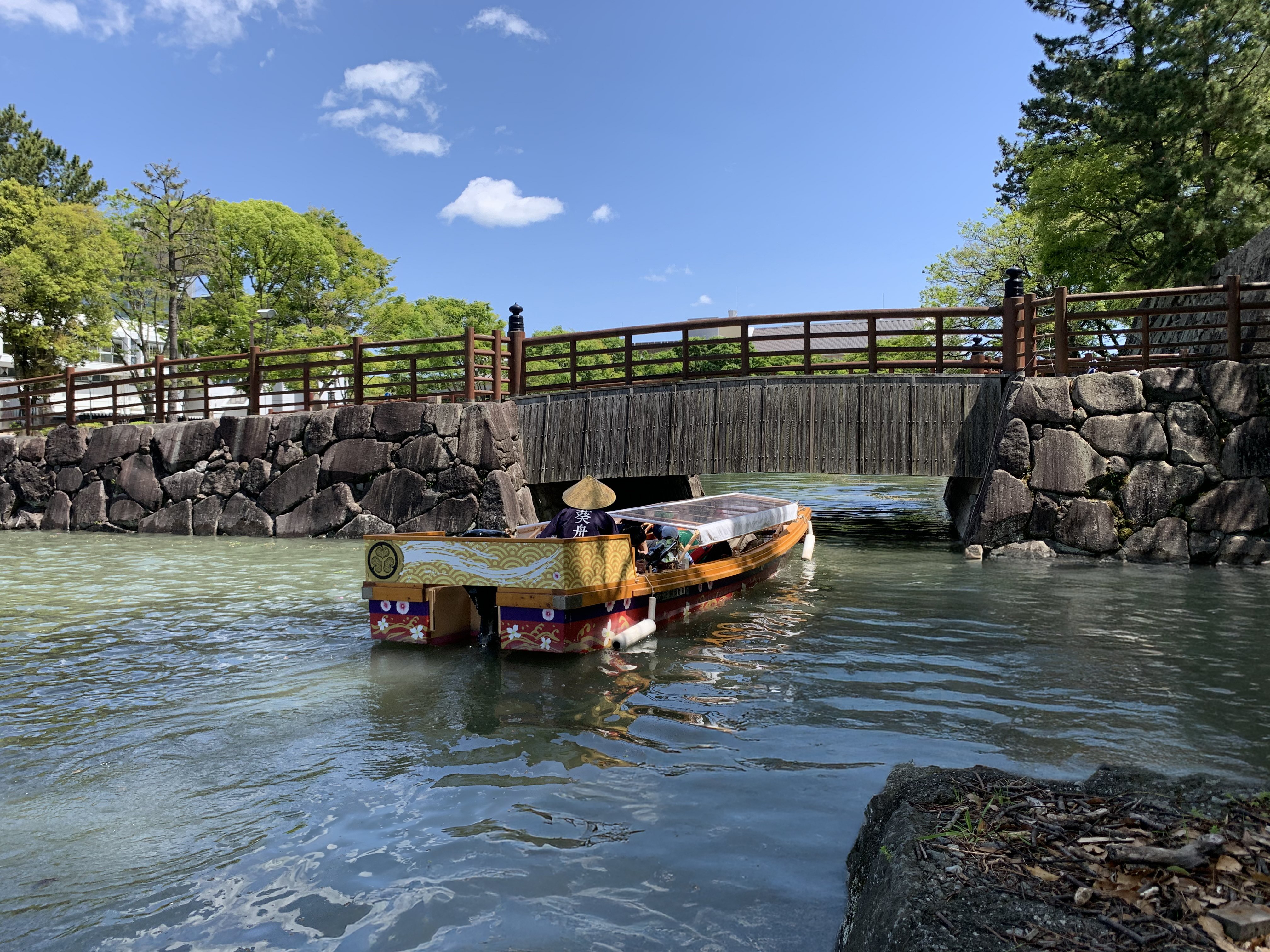 【駿府城公園の遊覧船 葵舟】 葵舟便り7月号(2025年度) 徳川家康ゆかりの地、夏の駿府城で歴史と環境に触れる