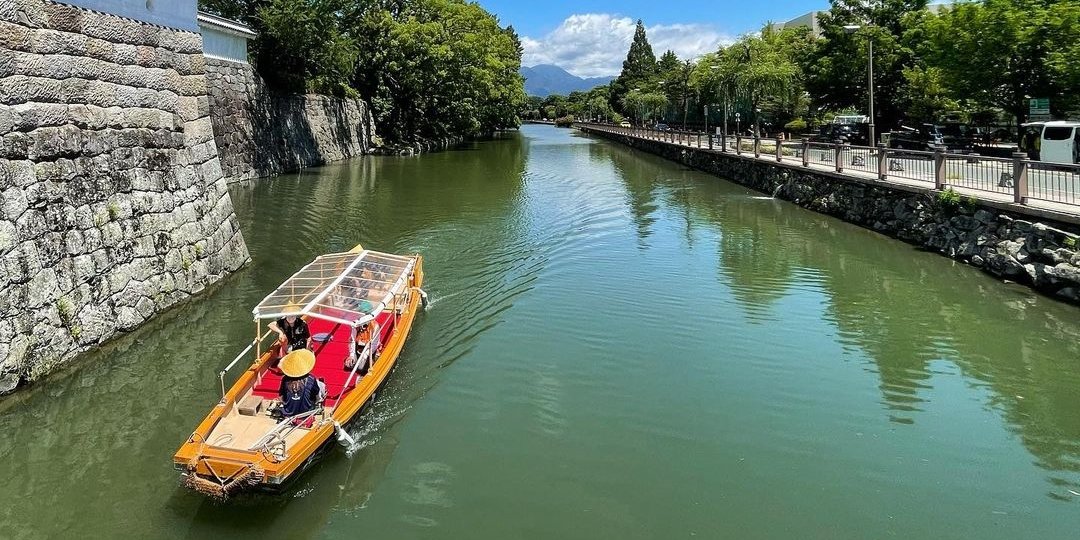 【駿府城公園の遊覧船 葵舟】 葵舟便り9月号（2024年度） 徳川家康ゆかりの地、駿府城で歴史に触れる静岡観光 おすすめの見どころスポット、静岡市内の近隣イベント（令和6年度静岡市文化財展・グランシップ静岡能 能楽入門公演）もご紹介